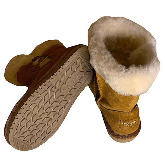 Koolaburra by UGG Women's Sulana Short Fashion Boot - Picture 6 of 7